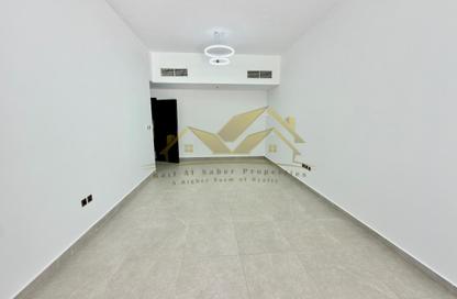 Apartment - 1 Bedroom - 2 Bathrooms for rent in Jumeirah Garden City - Al Satwa - Dubai