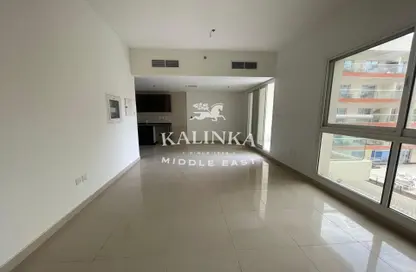 شقة - 1 حمام للايجار في بناية رويال جي في سي - الضاحية 10 - قرية جميرا الدائرية - دبي