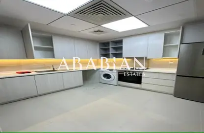 شقة - غرفة نوم - 2 حمامات للايجار في برج سينشري - الخليج التجاري - دبي