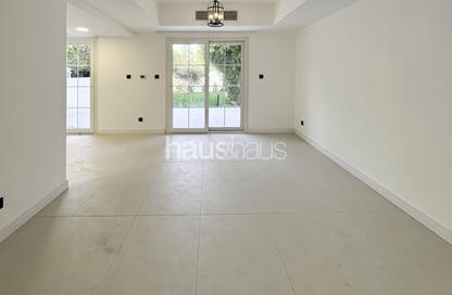 Villa - 2 Bedrooms - 3 Bathrooms for rent in Springs 3 - The Springs - Dubai Villa - 2 Bedrooms - 3 Bathrooms for rent in Springs 3 - The Springs - Dubai