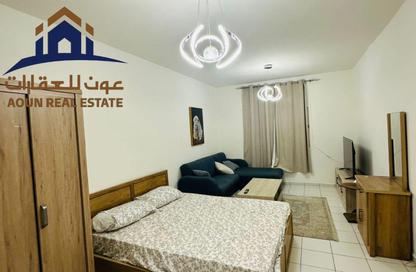Apartment - Studio - 1 Bathroom for rent in Beach Tower 1 - Al Khan Lagoon - Al Khan - Sharjah