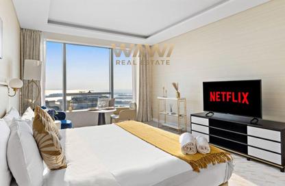 Apartment - Studio - 1 Bathroom for rent in The Palm Tower - Palm Jumeirah - Dubai