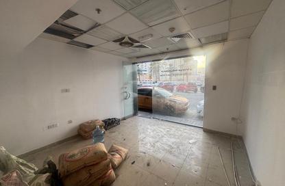 Shop - Studio for rent in Al Majaz 3 - Al Majaz - Sharjah