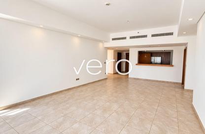 Apartment - 2 - 4 for sale in Marina Residences 1 - Marina Residences - Palm Jumeirah - Dubai
