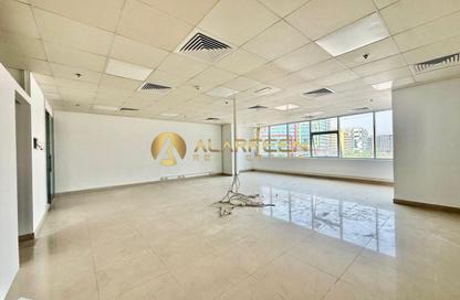 Office Space - Studio - 1 for rent in IT Plaza - Dubai Silicon Oasis - Dubai