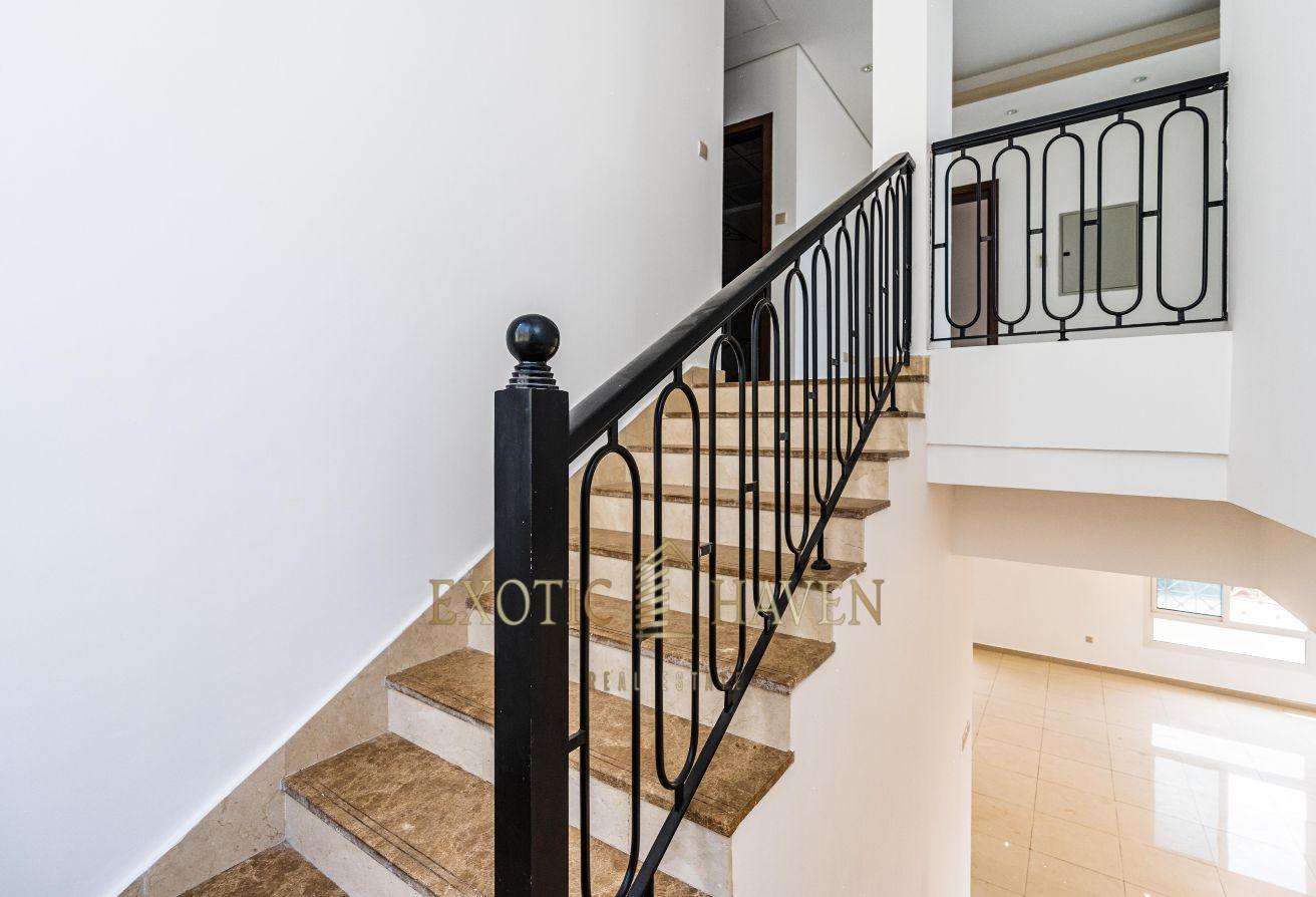 Spacious Plot | Contemporary | Well Maintained photo 13