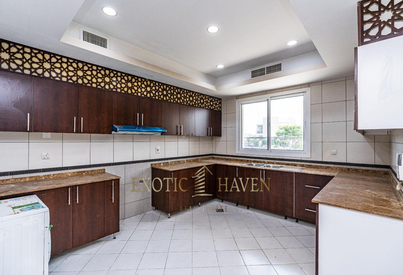 Spacious Plot | Contemporary | Well Maintained photo 10