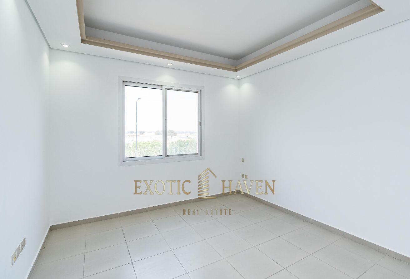 Spacious Plot | Contemporary | Well Maintained photo 16