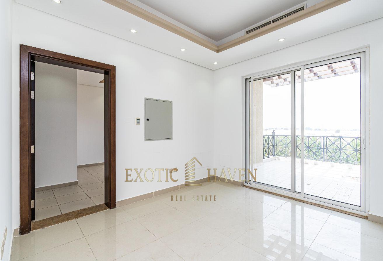 Spacious Plot | Contemporary | Well Maintained photo 14