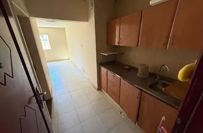 Apartment - Studio - 1 Bathroom for rent in Geepas Building 3 - Al Rashidiya 2 - Al Rashidiya - Ajman