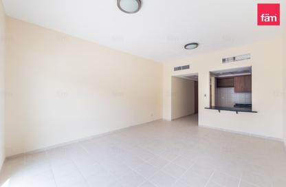 Apartment - Studio - 1 for rent in Building 227 - Mogul Cluster - Discovery Gardens - Dubai