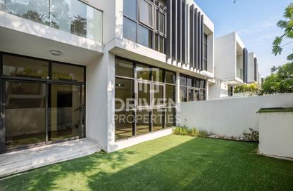 Townhouse - 3 Bedrooms - 5 Bathrooms for sale in Sanctnary - Damac Hills 2 - Dubai Townhouse - 3 Bedrooms - 5 Bathrooms for sale in Sanctnary - Damac Hills 2 - Dubai