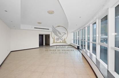 Apartment - 3 - 5 for rent in Al Majaz 1 - Al Majaz - Sharjah