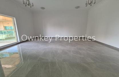 Apartment - 2 Bedrooms - 4 Bathrooms for rent in Gulf Residence Tower A - Oud Metha - Bur Dubai - Dubai