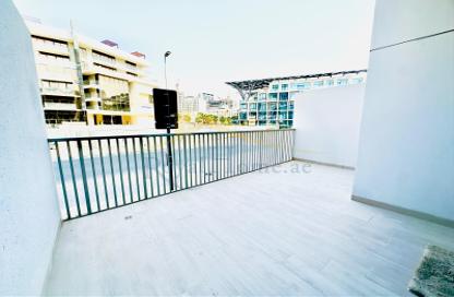 Apartment - Studio - 1 Bathroom for rent in Luma 22 - District 10 - Jumeirah Village Circle - Dubai