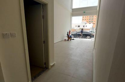 Shop - Studio - 1 Bathroom for rent in Al Rawda 2 Villas - Al Rawda 2 - Al Rawda - Ajman