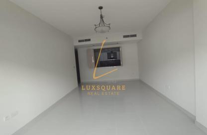 Apartment - 2 - 3 for rent in Wadima Plaza 1 - Wadima Plaza - Deira Enrichment Project - Deira - Dubai