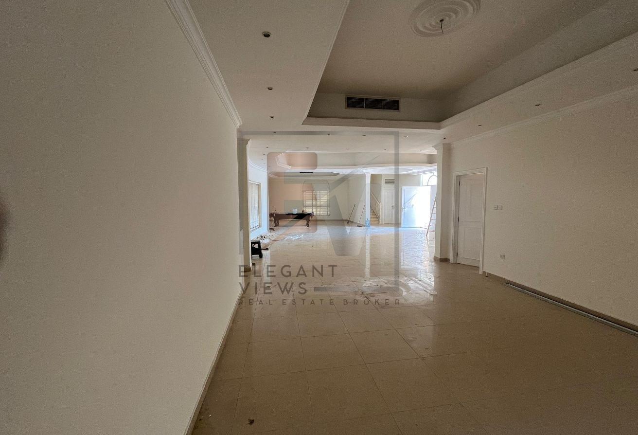 Experience Luxury Living | Spacious 7BR Villa photo 5