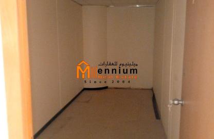 Office Space - 7+ Bedrooms - 4 Bathrooms for rent in Ali Mousa Tower 1 - Al Majaz 2 - Al Majaz - Sharjah