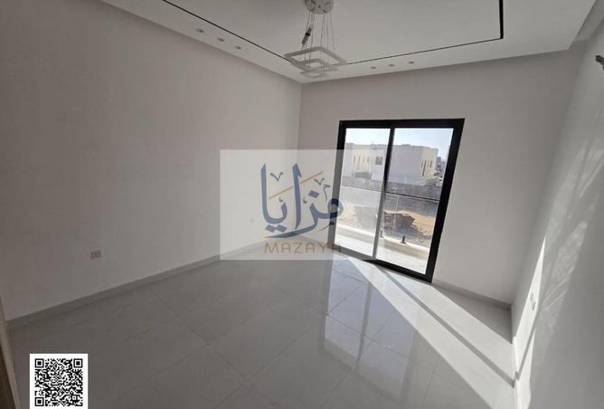 100421256 - Property Image 3