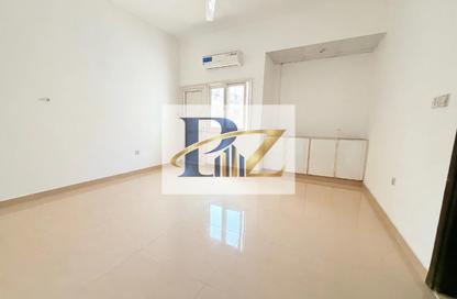 Apartment - Studio - 1 for rent in Fire Station Road - Muwaileh - Sharjah Apartment - Studio - 1 for rent in Fire Station Road - Muwaileh - Sharjah