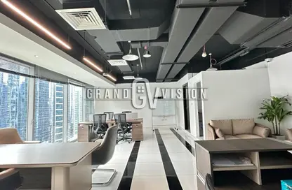 مكتب - غرفة نوم - 1 حمام للايجار في برج بايناري - الخليج التجاري - دبي