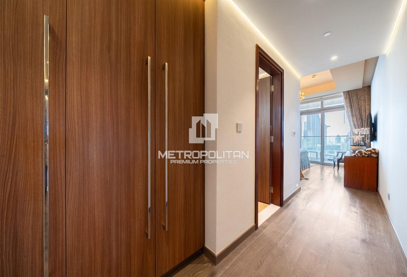 Prime Burj View | Large Layout | Highly Upgraded photo 29