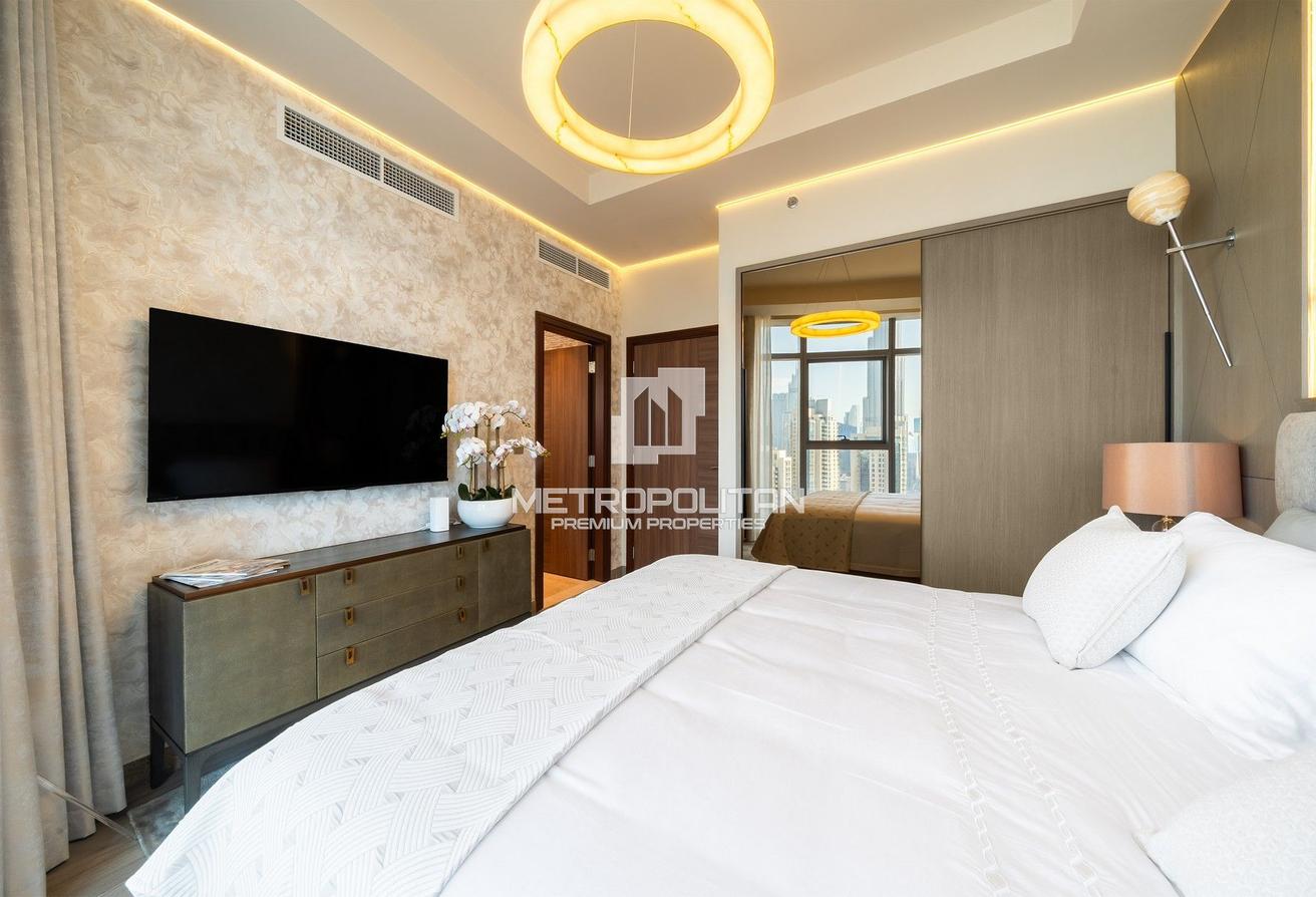 Prime Burj View | Large Layout | Highly Upgraded photo 22