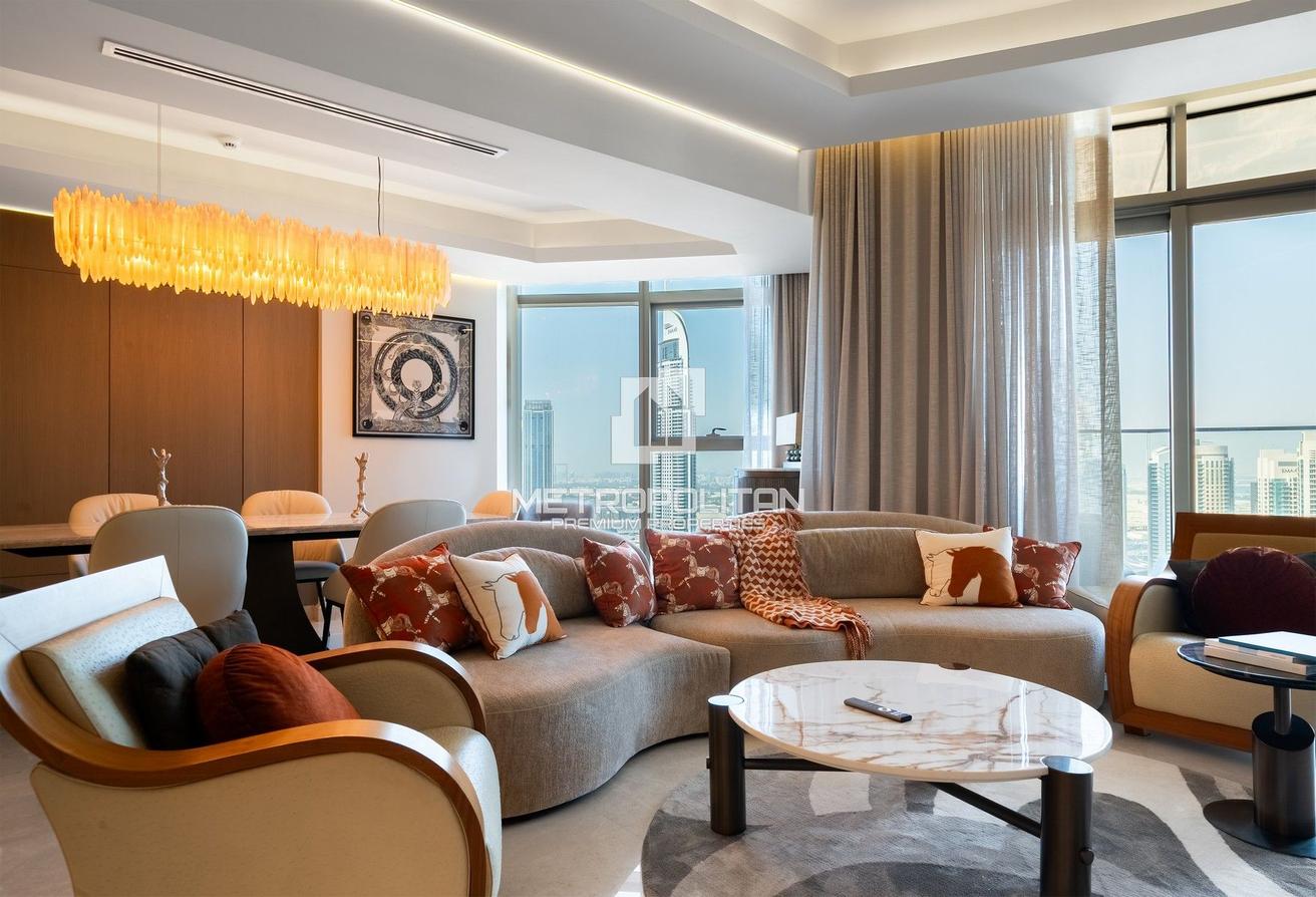 Prime Burj View | Large Layout | Highly Upgraded photo 16