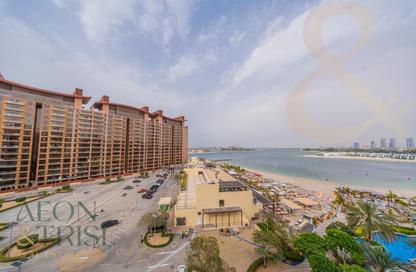 Apartment - 3 Bedrooms - 3 Bathrooms for rent in Al Das - Shoreline Apartments - Palm Jumeirah - Dubai Apartment - 3 Bedrooms - 3 Bathrooms for rent in Al Das - Shoreline Apartments - Palm Jumeirah - Dubai