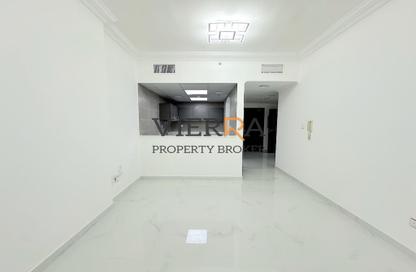 Apartment - 1 - 2 for sale in Manchester Tower - Dubai Marina - Dubai