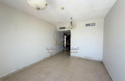 Apartment - 3 - 5 for rent in Al Khan Corniche - Al Khan - Sharjah