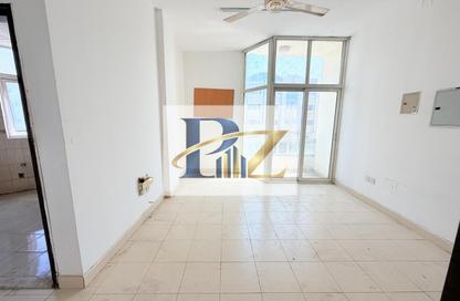 Apartment - 1 - 1 for rent in Fire Station Road - Muwaileh - Sharjah Apartment - 1 - 1 for rent in Fire Station Road - Muwaileh - Sharjah