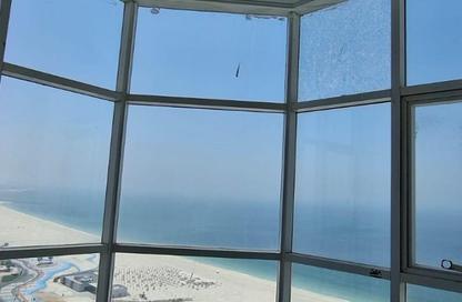شقة - 3 غرف نوم - 4 حمامات للايجار في مساكن كورنيش عجمان - طريق كورنيش عجمان - عجمان