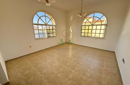 Villa - 5 Bedrooms - 6 Bathrooms for rent in Umm Suqeim 1 Villas - Umm Suqeim 1 - Umm Suqeim - Dubai