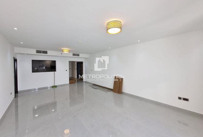 92693534 - صورة العقار 3