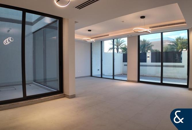 71085800 - Property Image 2