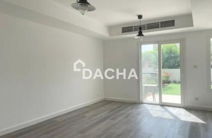 Villa - 2 Bedrooms - 3 Bathrooms for rent in Springs 15 - The Springs - Dubai Villa - 2 Bedrooms - 3 Bathrooms for rent in Springs 15 - The Springs - Dubai