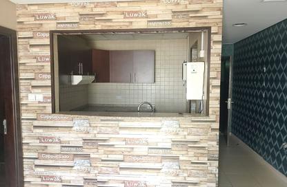 Apartment - 1 Bedroom - 2 Bathrooms for rent in Mazaya 29 - Queue Point - Liwan - Dubai