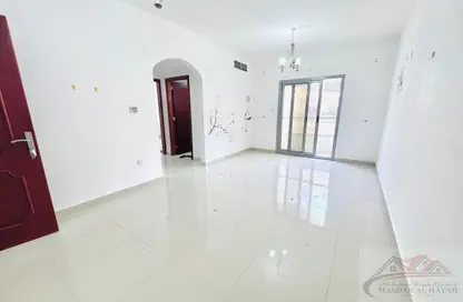 Apartment - 1 Bedroom - 2 Bathrooms for rent in Muwaileh 29 Building - Muwaileh - Sharjah