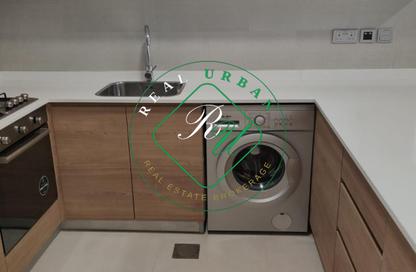 Apartment - 2 Bedrooms - 2 Bathrooms for rent in Radiant Square - City Of Lights - Al Reem Island - Abu Dhabi