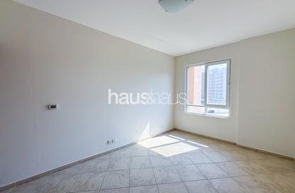 Apartment - 3 - 4 for sale in Abbey Crescent 2 - Abbey Crescent - Motor City - Dubai Apartment - 3 - 4 for sale in Abbey Crescent 2 - Abbey Crescent - Motor City - Dubai