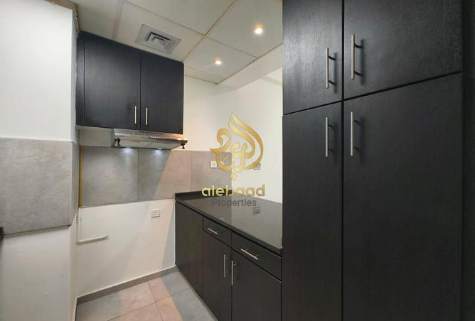 76965385 - Property Image 2