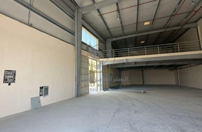 Warehouse - Studio - 1 for rent in Al Sajaa S - Al Sajaa - Sharjah