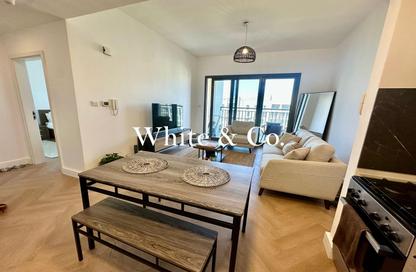 Apartment - 1 Bedroom - 1 Bathroom for rent in Hayat Boulevard 1B - Hayat Boulevard 1 - Hayat Boulevard - Town Square - Dubai
