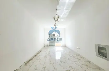 Apartment - 2 Bedrooms - 3 Bathrooms for rent in Muwailih Building - Muwaileh - Sharjah