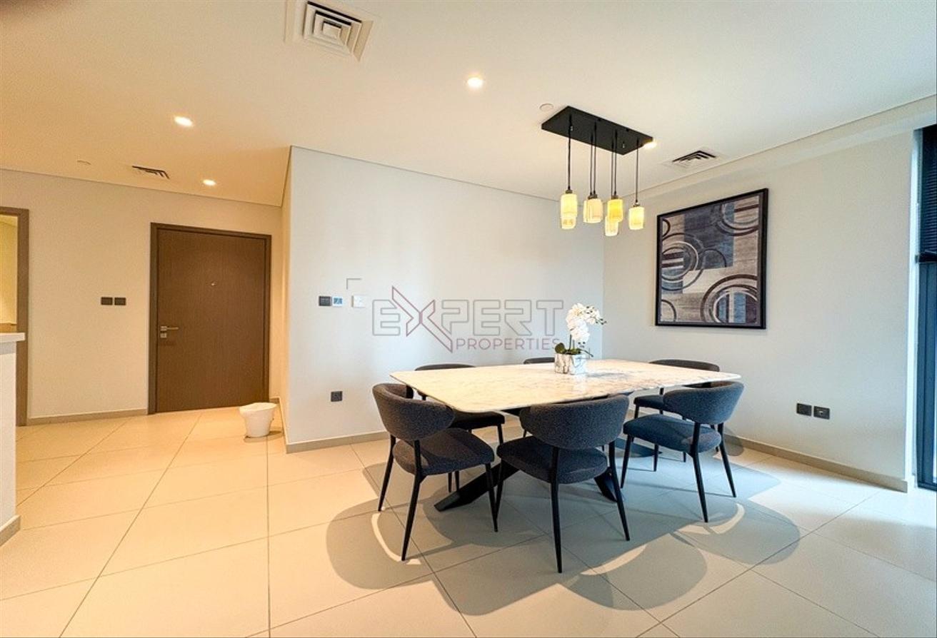 Fully Furnished | Burj Views | High Floor Unit photo 4