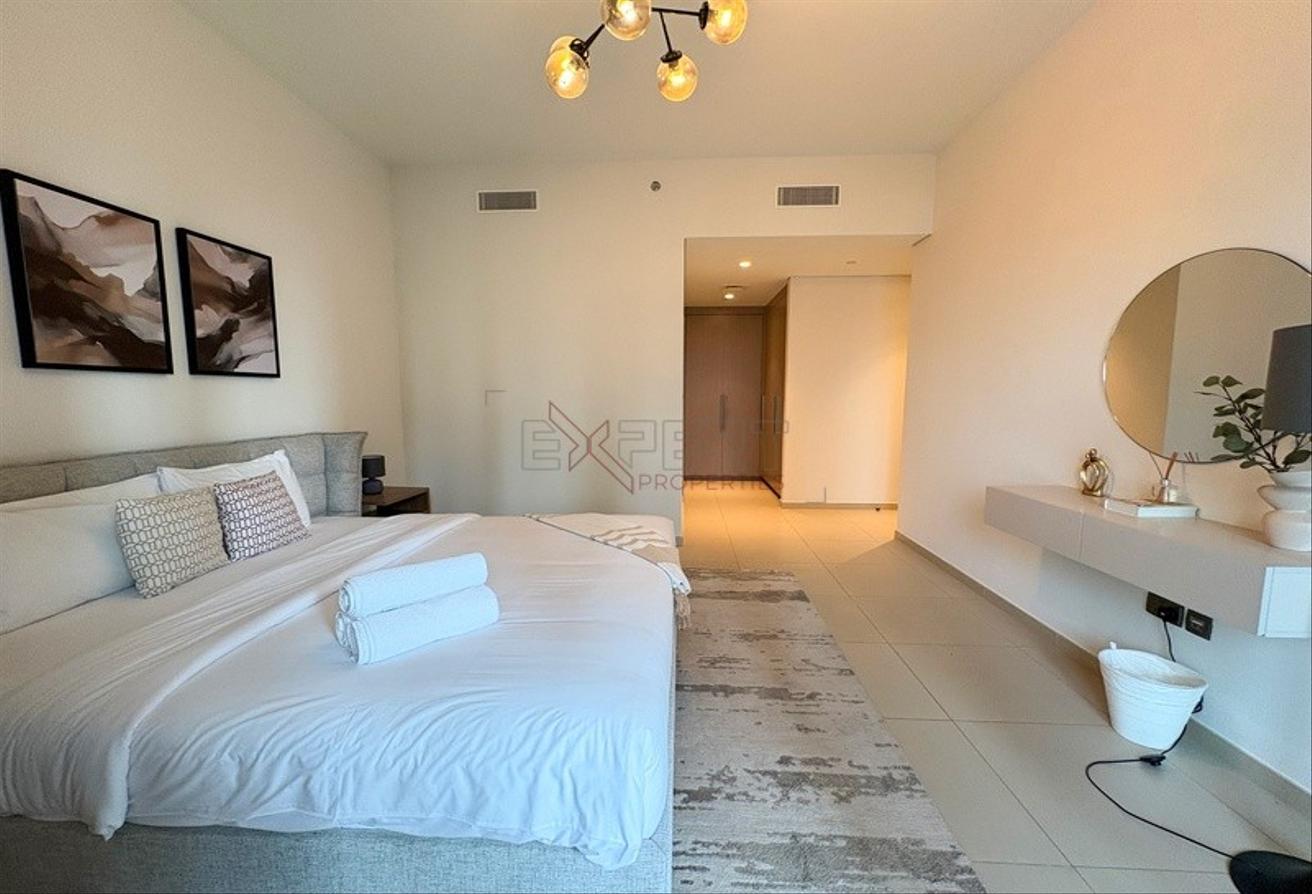 Fully Furnished | Burj Views | High Floor Unit photo 9