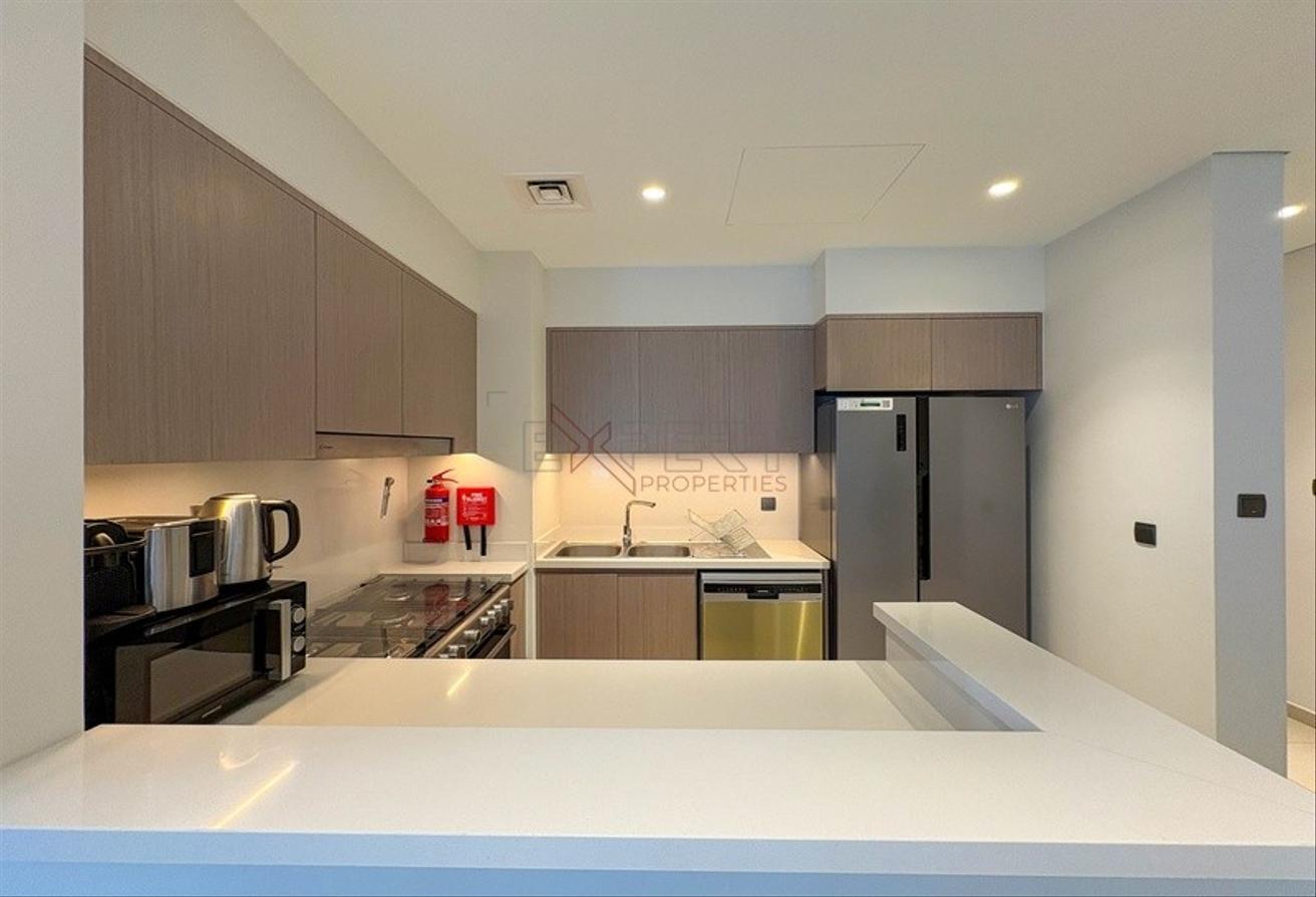 Fully Furnished | Burj Views | High Floor Unit photo 6