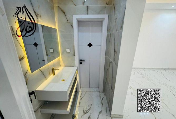 54404755 - صورة العقار 3